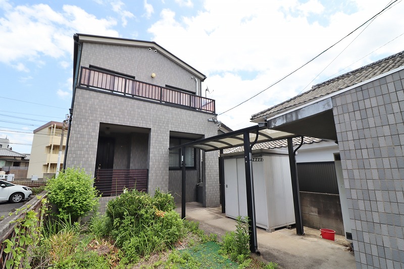 亀川中央町温泉付きＲＣ造住宅