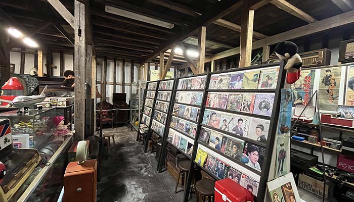 昭和にタイムスリップできる「杵築レトロ館」と、旨いおにぎりが
