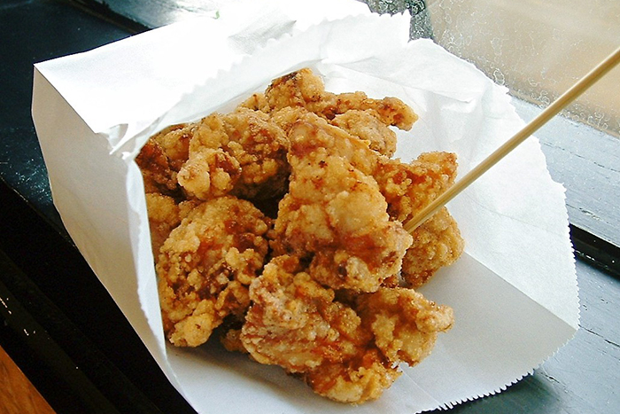 からあげ ジューシーで旨い！中津グルメの代表「中津からあげ」の魅力｜大分の