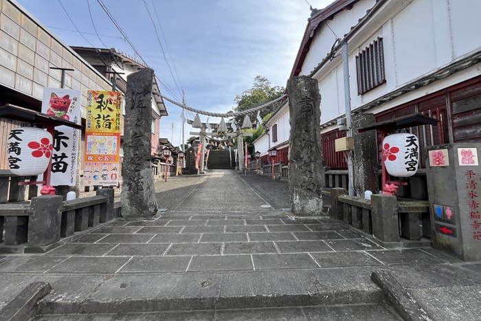 福運を招く「赤猫」が宿る、臼杵パワースポット「福良天満宮」