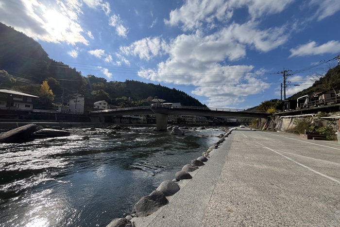 愛犬と一緒に過ごせる、癒しの温泉宿 「HONJIN」